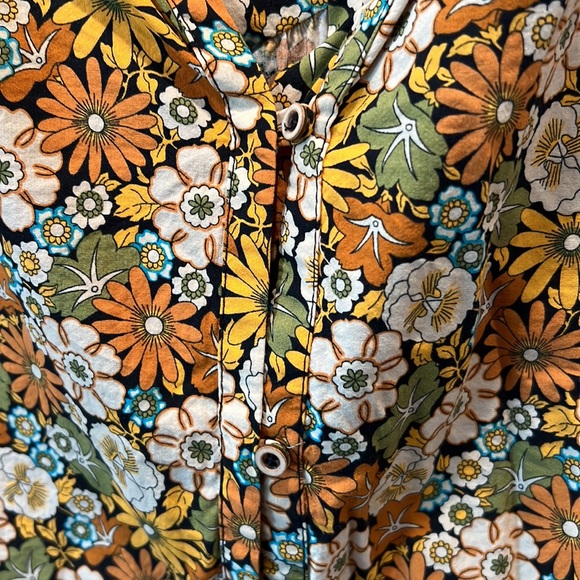 Zara size 10 blouse. Worn once for pictures. - Picture 7 of 7